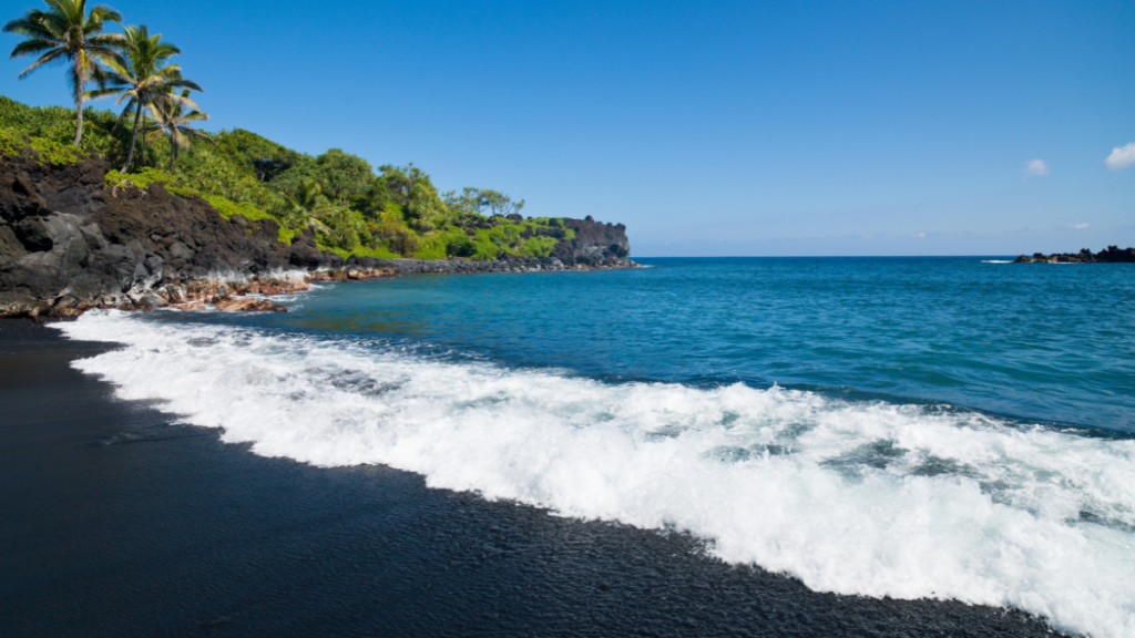 Honokalani Beach